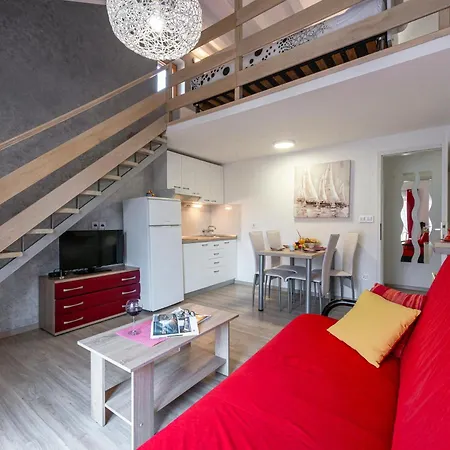 Cina Guest house